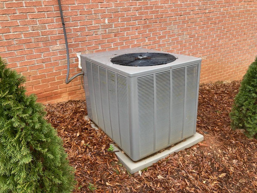 IT’S TIME TO GET YOUR A/C SYSTEMS TUNED UP FOR SUMMER - Smith Brothers Heating & Air Conditioning